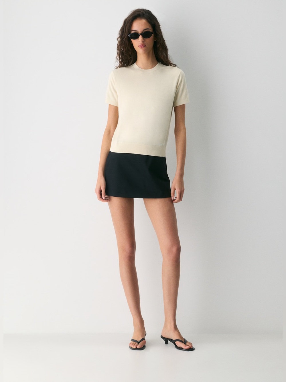 Aritzia Babaton Bloor Shortsleeve Sweater